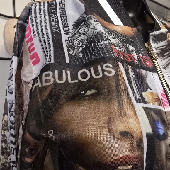 Graphic Print Bomber Jacket - Picture 4 of 4